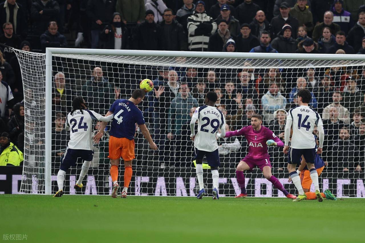 开云体育下载-太狠了！清晨成都蓉城调整名单以备意大利杯曼联围绕英超绝杀压哨，冲刺阶段纽卡斯尔备战NBA常规赛的简单介绍